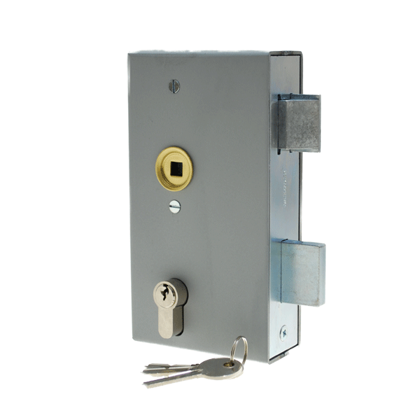 Rectangular weldable lock with euro cylinder and both a latch and deadbolt sticking out. A set of keys lies in front of it.
