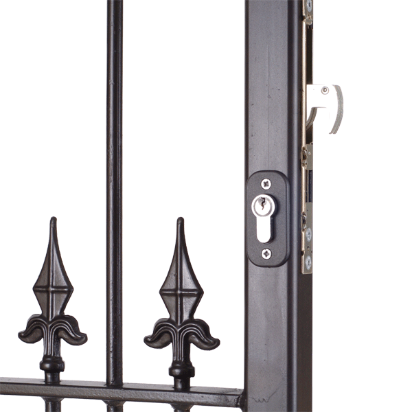 Black metal gate with decorative spears. On front is key cylinder with escutcheon around. On side is a hook latch lock.